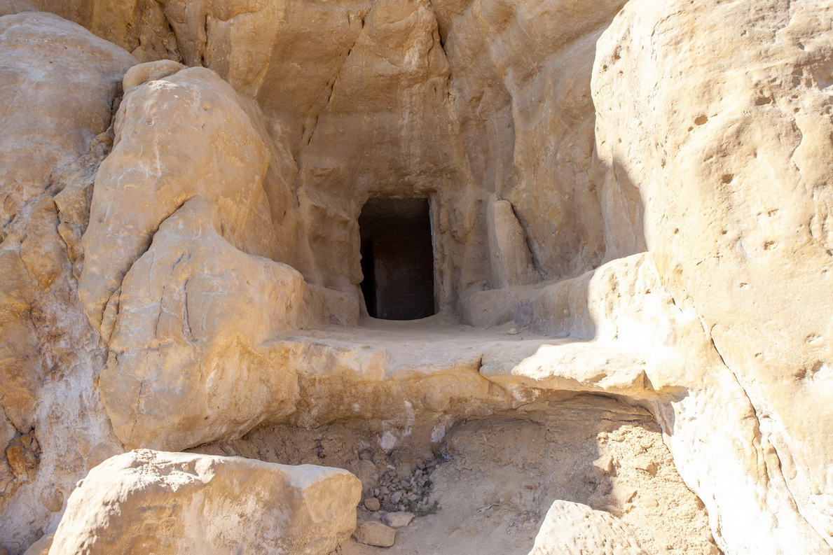 Die Höhlen von Matala